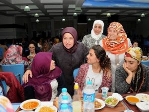 Hatice Külcü Kyk’da Öğrencilerle, Kardeş Sofrasında Buluştu