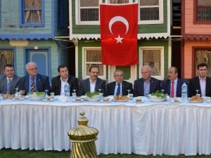 Şehit Aileleri İftar Yemeğinde Buluştu