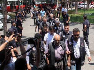 Fetö/pdy Operasyonunda 8 Tutuklama