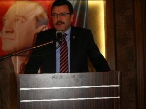Ak Parti’nin Trabzon’daki Kurucuları İftar Yemeğinde Bir Araya Geldi