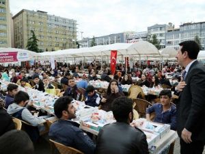 İlkadım’dan 10 Bin Kişiye İftar
