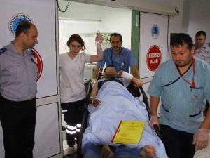 Yan Bakma Kavgası: 2 Yaralı