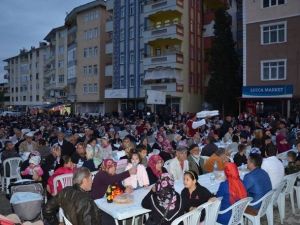 Boyabat’ta Mahalle İftarları Başladı