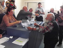 Afet Konutlarında Kura Çekildi