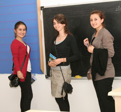 Yeni Öğretmenler Okulları Gezdi