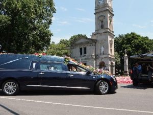 Muhammed Ali Son Yolculuğuna Uğurlanıyor
