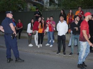 A Milli Futbol Takımı Paris’e Geldi