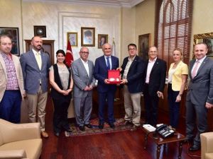 Kızılay Samsun Şubesi Yönetimi, Başkan Yılmaz’ı Ziyaret Etti