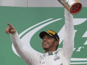 Formula 1 Kanada Grand Prix’de Kazanan Lewis Hamilton