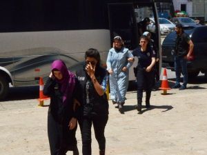 Trabzon’daki Fetö/pdy Operasyonu’nda Gözaltına Alınan 56 Kişiden 10’u Adliyeye Sevk Edildi