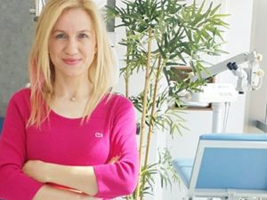 Op. Dr. Atabay: "Havuz İçinde Gözlerinizi Açmayın"