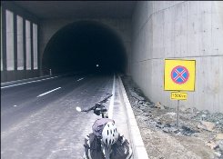 Çayeli tünelinde montaj çalışması