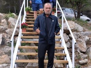 Fatih Terim: “Gruptan Çıkacağımıza İnanıyorum”