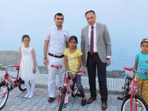Sungurlu’da Sağlıklı Yaşam İçin Bisiklet Dağıtımı Yapıldı