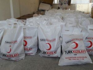 Türk Kızılayı’ndan Alaçam’da Gıda Yardımı