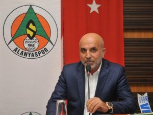 Alanyaspor’da Hasan Çavuşoğlu Güven Tazeledi