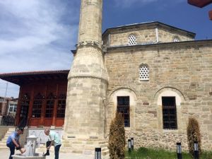 Tarihi Yaşar Bey Camii Restore Edilip İbadete Açıldı