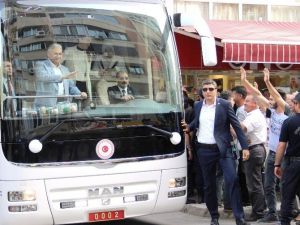 Başbakan Yıldırım’dan Çocuklara Ziyaret