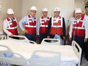 Elvan: “Türkiye’nin İlk Şehir Hastanesini Mersin’de Açıyoruz”
