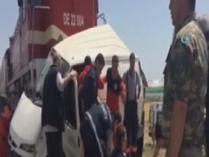 Elazığ'da tren minibüse çarptı: 7 ölü, 1 yaralı