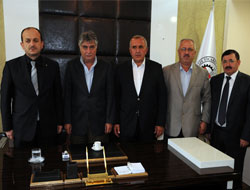 Ak Parti'den STÖ'lere Ziyaret