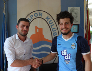 Pazarspor, Mustafa Akpulat ile Sözleşme Uzattı