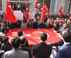 Teröre şehit veren Artvin'in Yusufeli ilçesinde protesto gösterisi