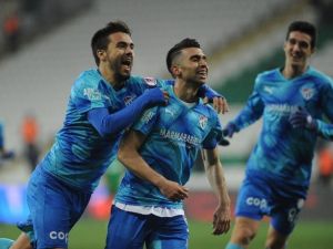 Bursaspor 3 Oyuncusunu Bandırmaspor’a Gönderiyor