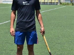 Genç Hokeycinin Milli Takım Sevinci