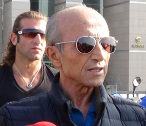 Yaşar Nuri Öztürk hayatını kaybetti