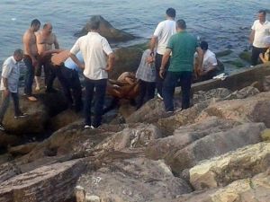 Fotoğraf Çekmek İsterken Denize Düştü