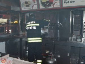 Ocakta Unutulan Yemek İtfaiye Ekiplerini Harekete Geçirdi