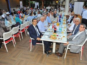 Mülteciler İftarda Buluştu
