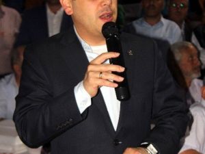 Bakan Kılıç Kavak’ta Binlerce Kişi İle İftar Yaptı