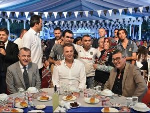 Beşiktaş, Semtte İftar Yemeği Düzenledi