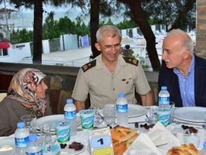 Garnizon Komutanlığı’ndan Şehit Yakınları Ve Gazilere İftar