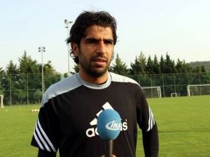 Gaziantep Büyükşehir Belediyespor, Emektar Kaptan Erdal Güneş İle Yeniden Anlaştı