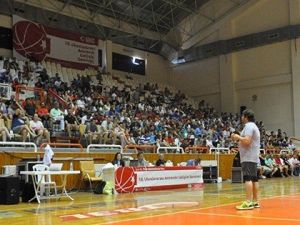 Uluslararası Antrenör Gelişim Semineri Kuşadası’nda Devam Ediyor