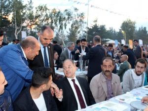 Bakan Akdağ ‘Ahde Vefa İftar Programı’na Katıldı