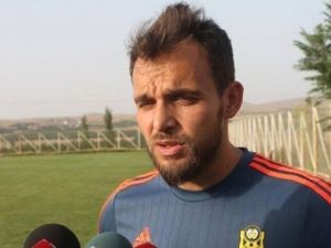 İskender Alın’da Yuvada Kaldı