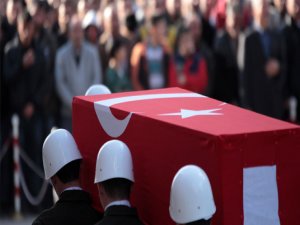 Bitlis'te el yapımı patlayıcı patlatıldı: 1 şehit, 2 yaralı
