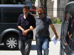 Arkadaşını Bıçakla Yaralama Zanlısı Adliyede