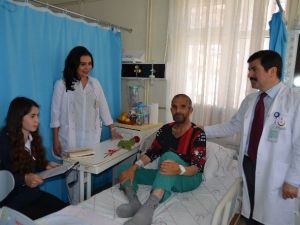 Öğrencilerden Hastalara Okuma Saati