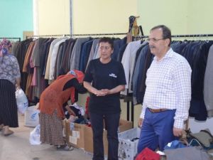 Başkan Şahin’den ’Sosyal Market’e Ziyaret