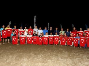 Atakum’dan Teröre ‘Bayraklı’ Tepki