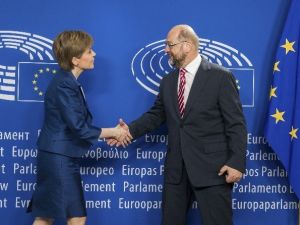 İskoçya Başbakanı Sturgeon, Schulz İle Görüştü