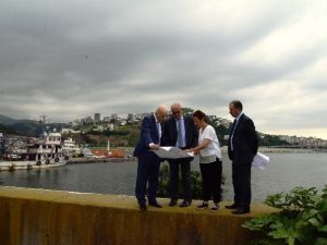 Vali Ve Başkan Dolgu Yapılacak Bölgeyi İnceledi