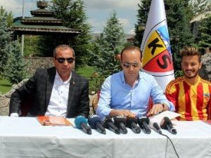 Kayserispor’dan 3 İmza Birden