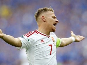 Dzsudzsak: "Patlamalardan Endişeliyim, Ayrılmak İstiyorum"