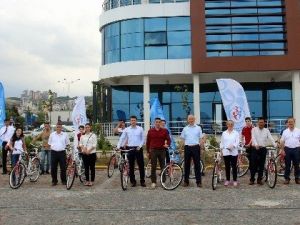 Halk Sağlığından Gençlik Merkezlerine 20 Bisiklet